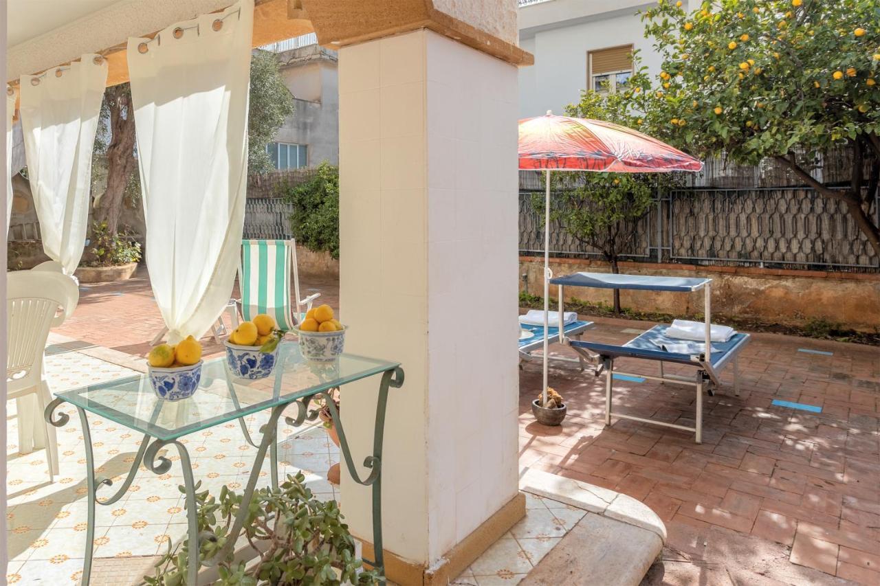 Casa In Villa A Mondello-700M Dal Mare Palermo Luaran gambar